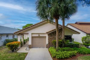 4880 Boxwood Circle, Boynton Beach, FL 33436 Sold 06/20/25
