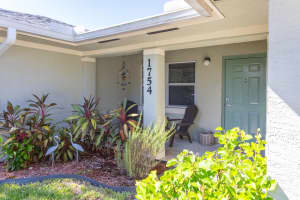 1754 N Dovetail Drive B, Fort Pierce, FL 34982 Sold 04/24/25