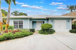 6200 Heather Street, Jupiter, FL 33458 Sold 02/25/25