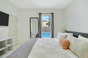 214 N C Street, Lake Worth Beach, FL 33460 Sold 06/18/25