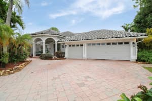 892 Cedar Cove Road, Wellington, FL 33414 Sold 03/18/25