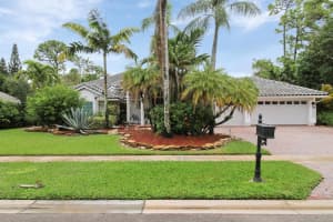 892 Cedar Cove Road, Wellington, FL 33414 Sold 03/18/25