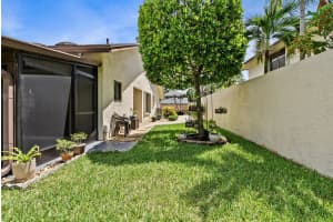 212 SW 29th Avenue, Delray Beach, FL 33445 Sold 02/20/25