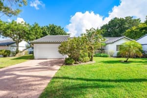 78 Hampshire Lane, Boynton Beach, FL 33436 Sold 06/25/25