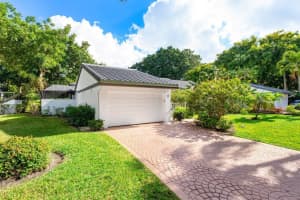 78 Hampshire Lane, Boynton Beach, FL 33436 Sold 06/25/25