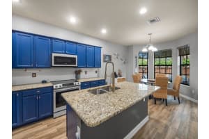 10432 Wellington Parc Drive, Wellington, FL 33449 Sold 05/28/25