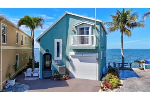 2 Nettles Boulevard, Jensen Beach, FL 34957 Sold 03/25/25