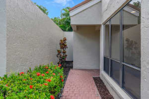 64 Balfour Road, Palm Beach Gardens, FL 33418 Sold 01/23/25