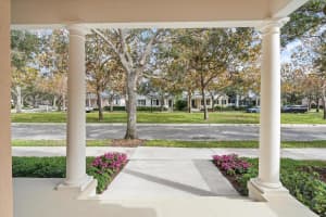 176 Paradise Circle, Jupiter, FL 33458 Sold 03/04/25