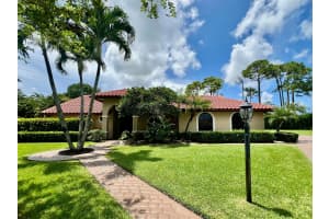 104 Greenbrier Court, Atlantis, FL 33462 Sold 03/11/25