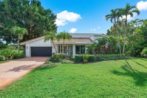 635 Lakewoode Circle E, Delray Beach, FL 33445 Sold 02/18/25