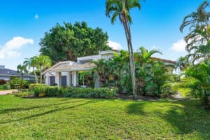 635 Lakewoode Circle E, Delray Beach, FL 33445 Sold 02/18/25
