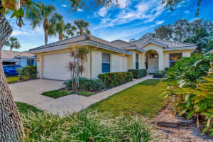 162 Hampton Circle, Jupiter, FL 33458 Sold 04/30/25