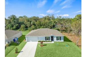 8165 105th Court, Vero Beach, FL 32967 Sold 03/07/25