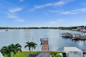 231 E Lantana Road 304, Lantana