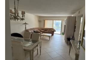 7270 Ashford Place 208, Delray Beach, FL 33446 Sold 04/21/25