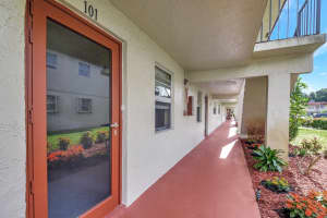 22 Abbey Lane 101, Delray Beach, FL 33446 Sold 02/24/25