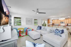 5327 NW Wisk Fern Circle, Port Saint Lucie, FL 34986 - MLS#R11049200