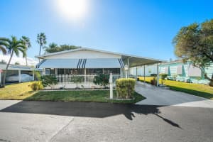 3312 Lake Overlook Pl Place, Lantana, FL 33462 Sold 03/28/25