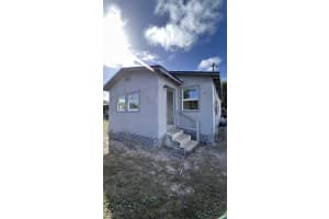711 N 17th Street, Fort Pierce, FL 34950 Sold 04/04/25