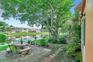 105 Oxford 100 105, West Palm Beach, FL 33417 - MLS#R11049410