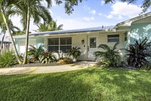435 Beacon Street, Tequesta, FL 33469 Sold 04/23/25