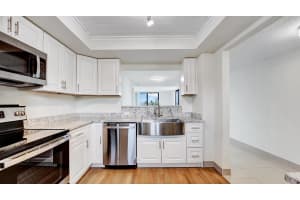 1202 S Lake Drive 501, Lantana, FL 33462 Sold 04/07/25