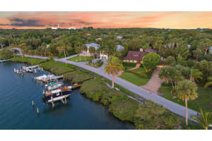 12140 SE Indian River Drive N, Hobe Sound, FL 33455 - MLS#R11049459