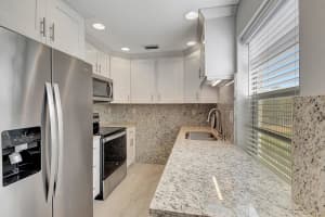 466 Burgundy J, Delray Beach, FL 33484 Sold 03/28/25