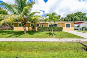 2919 Sherwood Lane, Fort Pierce, FL 34982 Sold 02/27/25
