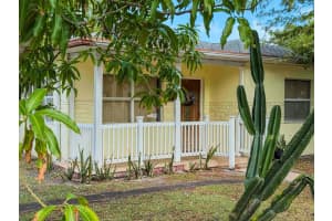 447 36th Street, West Palm Beach, FL 33407 Sold 04/18/25