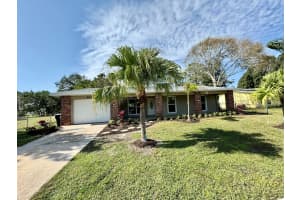 674 SW Ivanhoe Drive, Port Saint Lucie, FL 34983 Sold 02/18/25