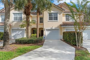 1083 Pinewood Lake Court, Greenacres, FL 33415 Sold 02/21/25