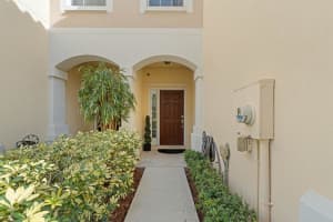 1083 Pinewood Lake Court, Greenacres, FL 33415 Sold 02/21/25