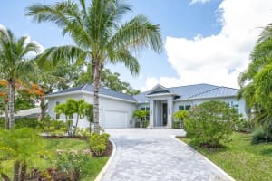 3937 Indian River Drive E, Vero Beach, FL 32963 - MLS#R11049683