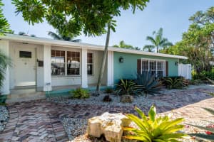 600 Lake Shore Drive, Delray Beach, FL 33444 Sold 04/04/25