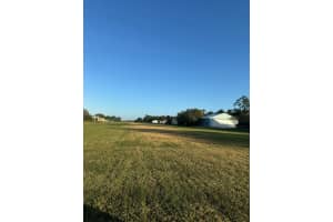 140 Sopwith Drive, Vero Beach, FL 32968 Sold 03/06/25