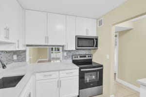 2647 N Garden 104 Drive 104, Lake Worth, FL 33461 Sold 04/28/25