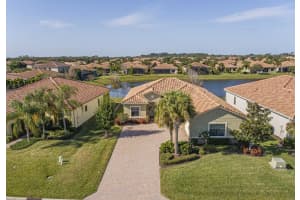 5523 49th Avenue, Vero Beach, FL 32967 Sold 05/06/25