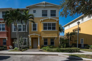 810 Marina Del Ray Lane 8, West Palm Beach, FL 33401 Sold 04/23/25