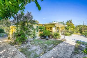809 W Atlanta Avenue, Lantana, FL 33462 Sold 02/21/25