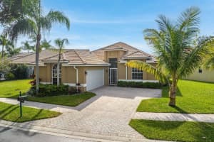 5452 Grande Palm Circle, Delray Beach, FL 33484 Sold 05/06/25