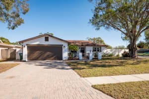 8443 Denise Drive, Seminole, FL 33777 Sold 05/13/25