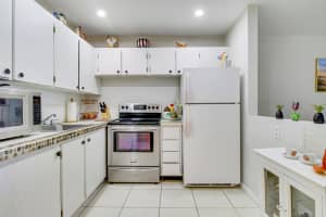 3300 Springdale Boulevard 310, Palm Springs, FL 33461 Sold 06/12/25