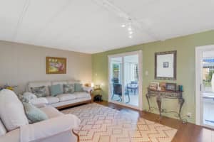 9 Bernardo Lane, Port Saint Lucie, FL 34952 Sold 04/29/25