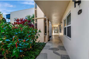 169 Flanders D, Delray Beach, FL 33484 - MLS#R11050167