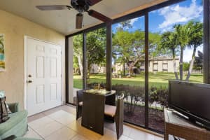 322 Pine Ridge Circle C-1, Greenacres, FL 33463 Sold 03/28/25