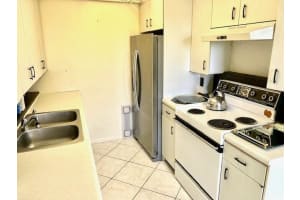 4117 Newport U, Deerfield Beach, FL 33442 Sold 09/02/25