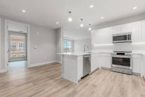41 SW Seminole Street 310, Stuart, FL 34994 - MLS#R11050263