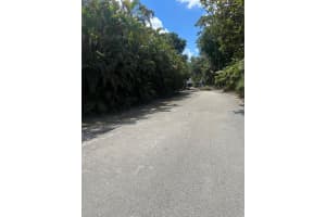 214 Westwood Circle E, West Palm Beach, FL 33411 Sold 03/13/25